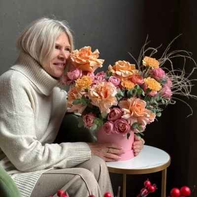 Персиковая композиция "Мамино сияние" Персиковая композиция "Мамино сияние"